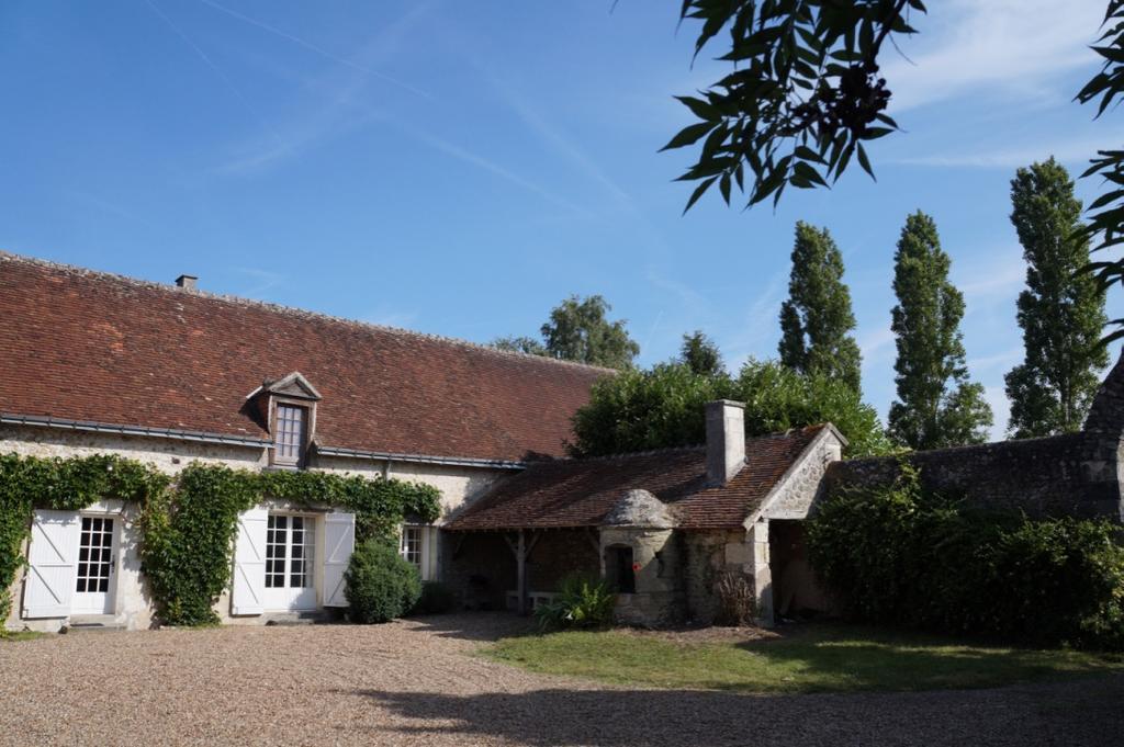Les Hauts De Chaume Genille Exterior photo